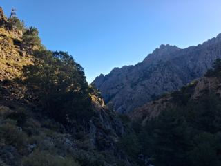 Montée dans les gorges